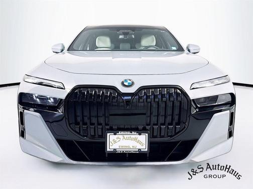 2024 BMW 760 760i xDrive