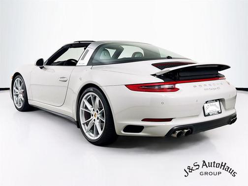2019 Porsche 911 Targa 4S