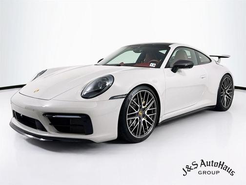2021 Porsche 911 Carrera