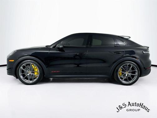 2024 Porsche Cayenne Turbo GT