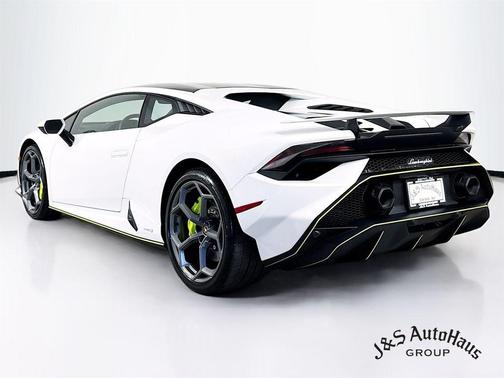 2024 Lamborghini Huracan Tecnica Base