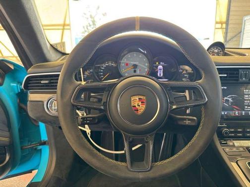 2019 Porsche 911 GT3 RS