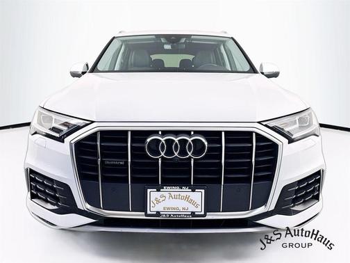 2022 Audi Q7 55 Premium