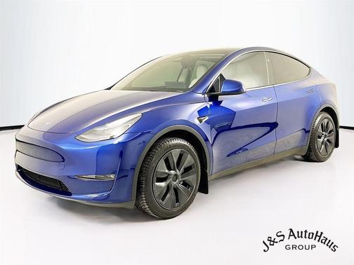 2024 Tesla Model Y Long Range