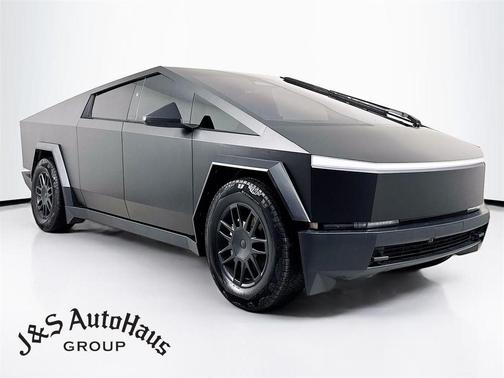 2025 Tesla Cybertruck Base