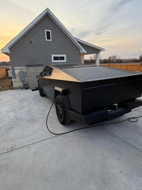 2025 Tesla Cybertruck Base