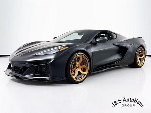 Gray Metallic 2023 Chevrolet Corvette Z06