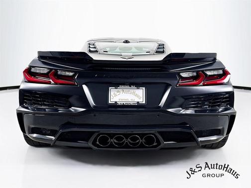 Gray Metallic 2023 Chevrolet Corvette Z06