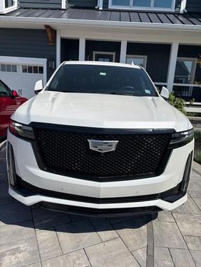 Crystal White Tri-Coat 2024 Cadillac Escalade Sport Platinum