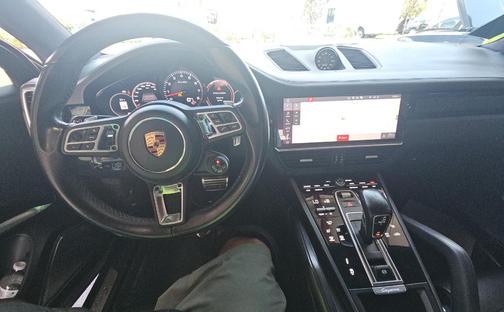 2020 Porsche Cayenne Turbo