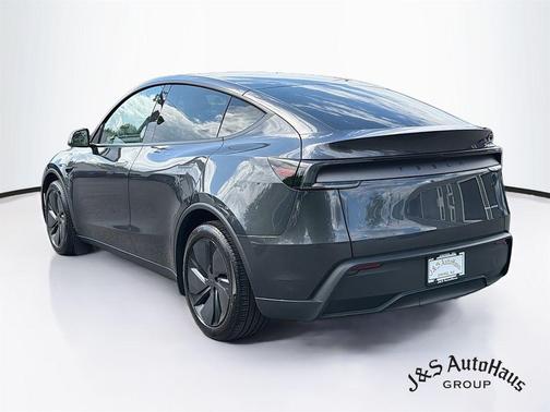 Gray 2026 Tesla Model Y Long Range