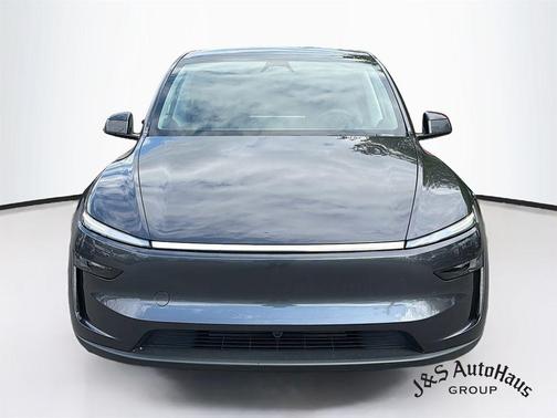 Gray 2026 Tesla Model Y Long Range