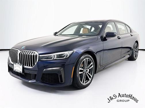 2022 BMW 750 i xDrive