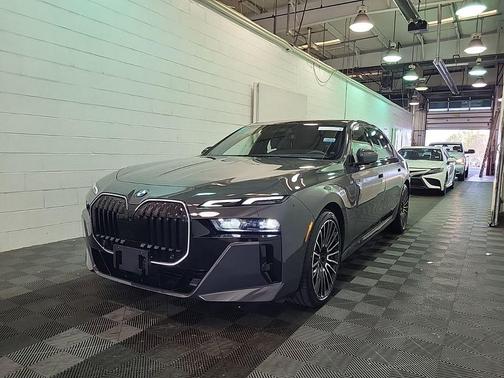 2024 BMW 760 760i xDrive