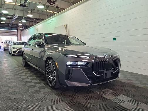 2024 BMW 760 760i xDrive