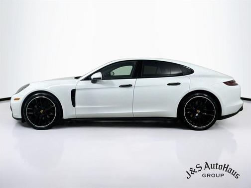 White 2018 Porsche Panamera 4S