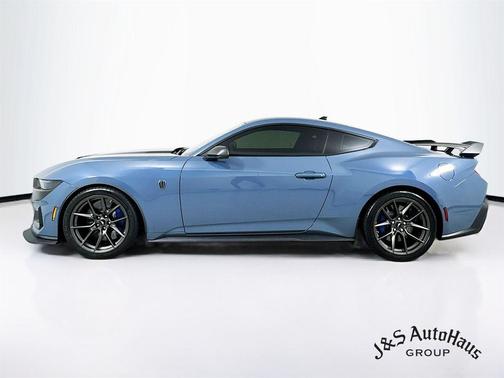 2024 Ford Mustang Dark Horse