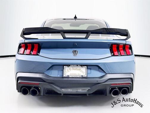 2024 Ford Mustang Dark Horse