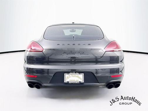 2015 Porsche Panamera GTS