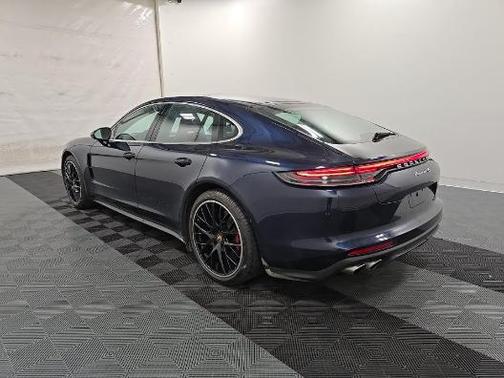 Night Blue Metallic 2022 Porsche Panamera 4S