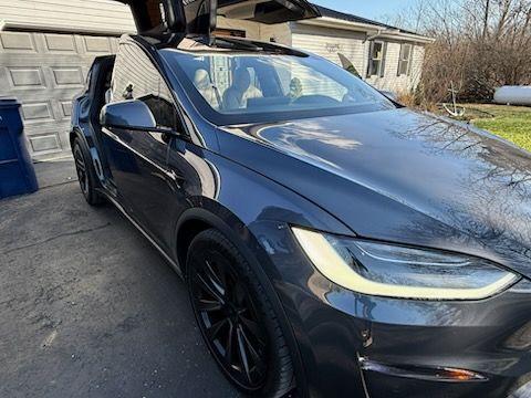 2022 Tesla Model X Plaid