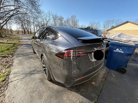 2022 Tesla Model X Plaid