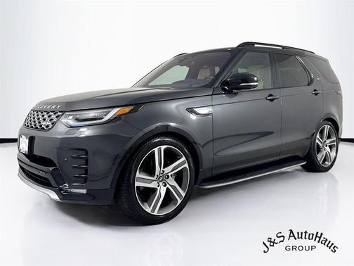 Carpathian Grey 2023 Land Rover Discovery P360 Metropolitan Edition