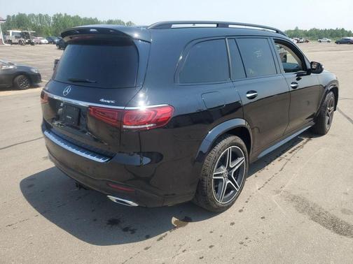 2022 Mercedes-Benz GLS 450 4MATIC
