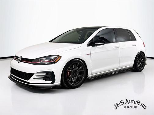2021 Volkswagen Golf GTI 2.0T SE