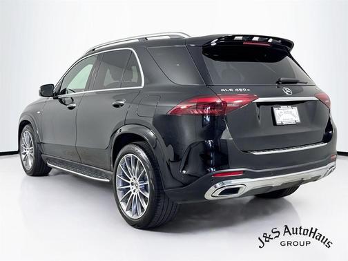 Black 2025 Mercedes-Benz GLE 450e 4MATIC