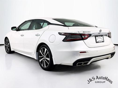 2021 Nissan Maxima SV
