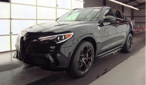 2022 Alfa Romeo Stelvio Quadrifoglio