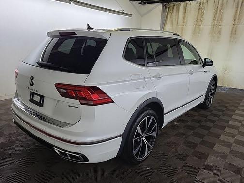 2022 Volkswagen Tiguan 2.0T SEL R-Line