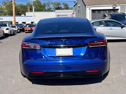 2022 Tesla Model S Base