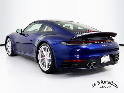 2020 Porsche 911 Carrera 4S