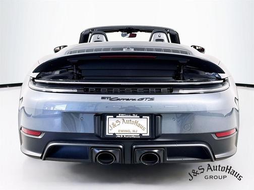 2025 Porsche 911 Carrera GTS