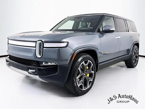 2024 Rivian R1S Adventure Quad Motor Large Pack