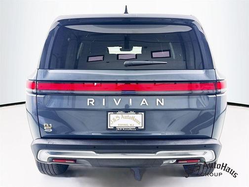2024 Rivian R1S Adventure Quad Motor Large Pack