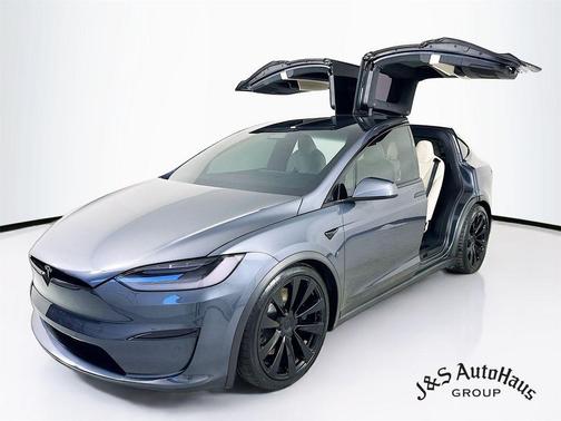 Midnight Silver Metallic 2022 Tesla Model X Plaid