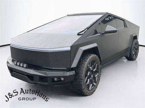 Stainless Steel 2024 Tesla Cybertruck Cyberbeast