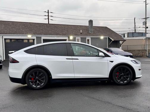 2023 Tesla Model X Plaid