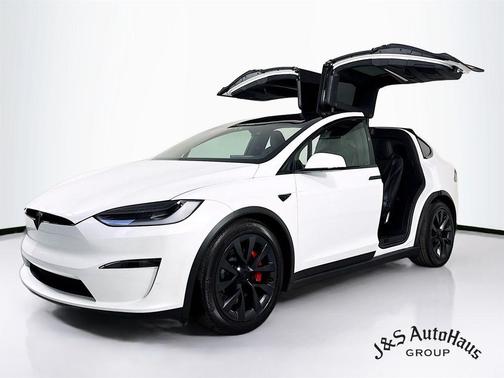 2023 Tesla Model X Plaid