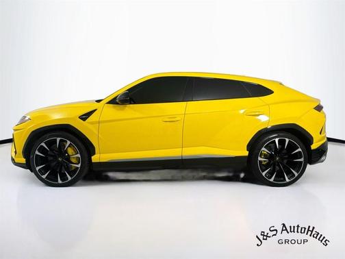Yellow 2021 Lamborghini Urus