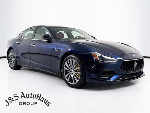 2023 Maserati Ghibli Modena