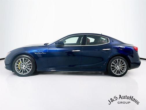 2023 Maserati Ghibli Modena