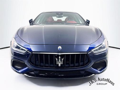 2023 Maserati Ghibli Modena