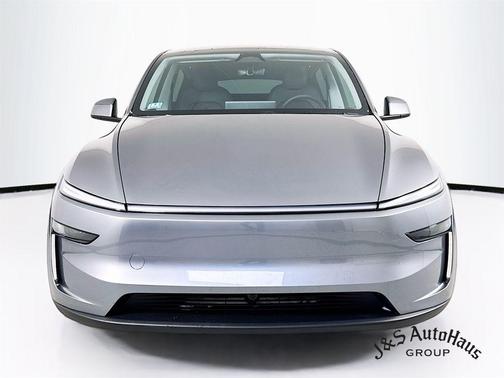 2026 Tesla Model Y Long Range