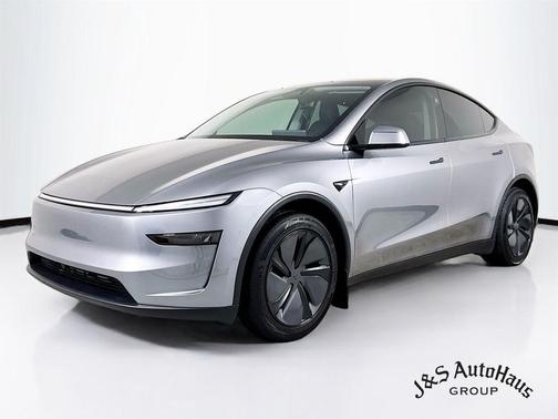 2026 Tesla Model Y Long Range