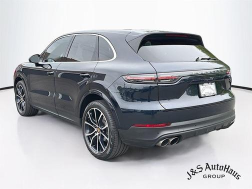 Blue 2022 Porsche Cayenne S