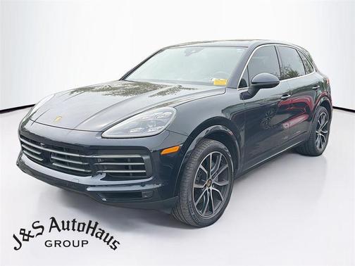 Moonlight Blue 2022 Porsche Cayenne S